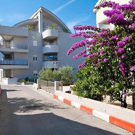 아파트 With A Parking Space - 5932