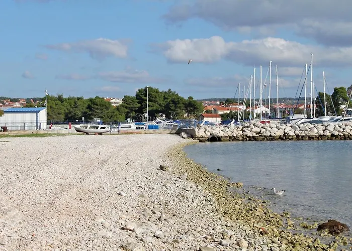 With A Parking Space - 5932