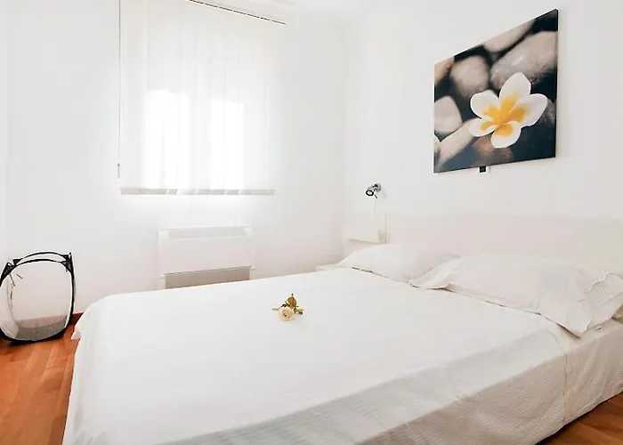 아파트 With A Parking Space - 5932 자다르